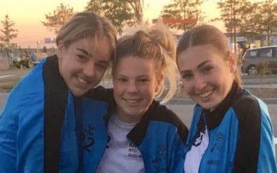 Inger, Milo, Noor en Romy maken hun opwachting tijdens Korfbal Challenge 2019