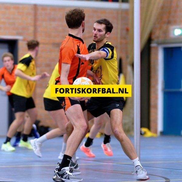 Fortis 1 - Swift 1 Zaterdag 14-12-2024 (4865)