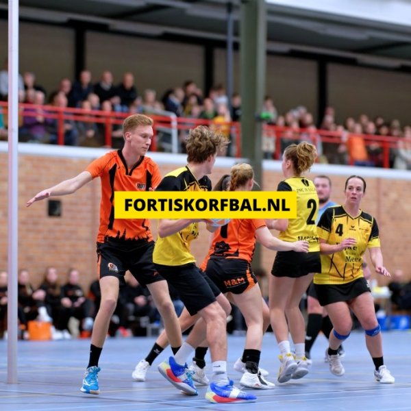 Fortis 1 - Swift 1 Zaterdag 14-12-2024 (0235)