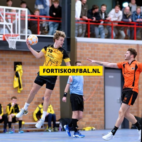 Fortis 1 - Swift 1 Zaterdag 14-12-2024 (2701)