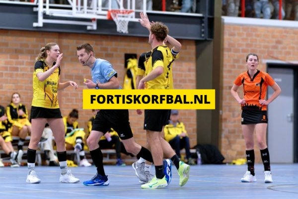 Fortis 1 - Swift 1 Zaterdag 14-12-2024 (3031)