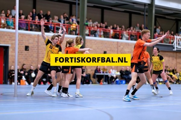 Fortis 1 - Swift 1 Zaterdag 14-12-2024 (1354)