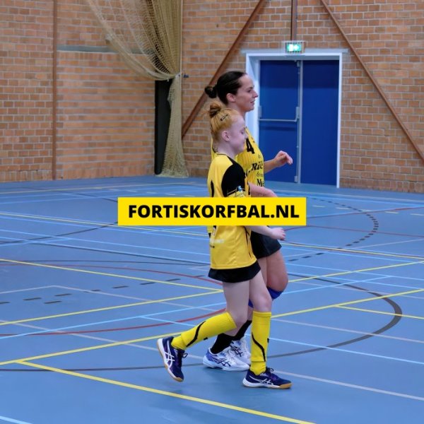 Fortis 1 - Swift 1 Zaterdag 14-12-2024 (9123)