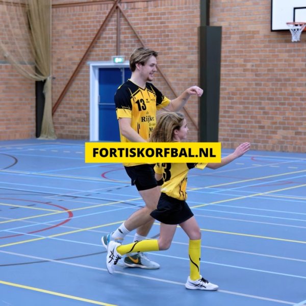 Fortis 1 - Swift 1 Zaterdag 14-12-2024 (7414)