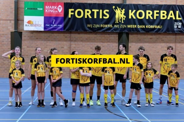 Fortis 1 - Swift 1 Zaterdag 14-12-2024 (4215)