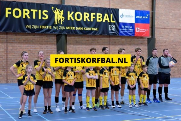 Fortis 1 - Swift 1 Zaterdag 14-12-2024 (9185)