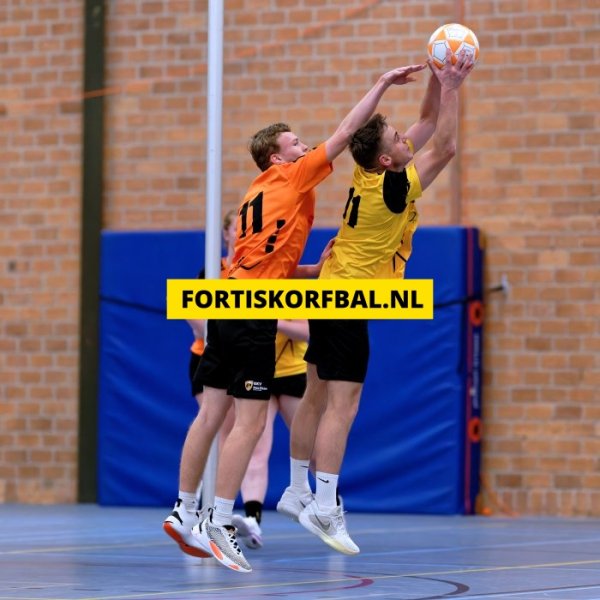 Fortis 3 - GVK 3 Zaterdag 14-12-2024 (9765)