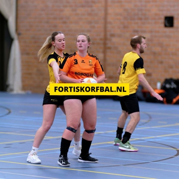 Fortis 3 - GVK 3 Zaterdag 14-12-2024 (6257)