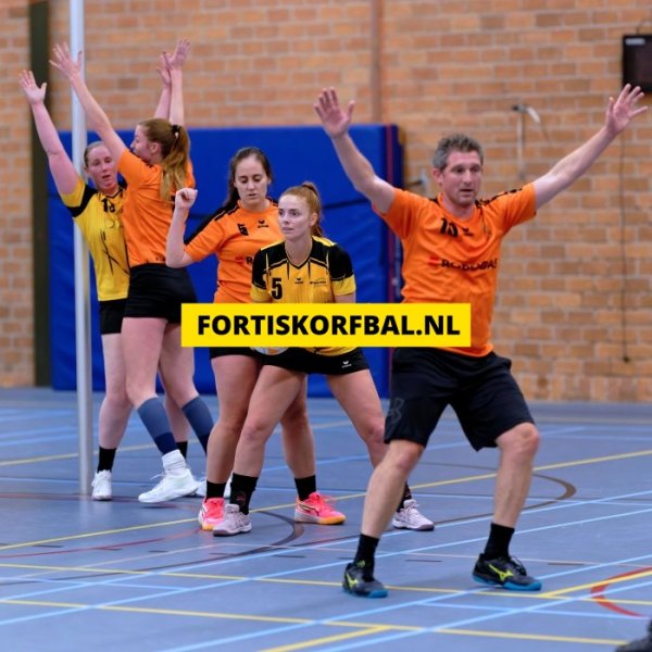 Fortis 3 - GVK 3 Zaterdag 14-12-2024 (9434)