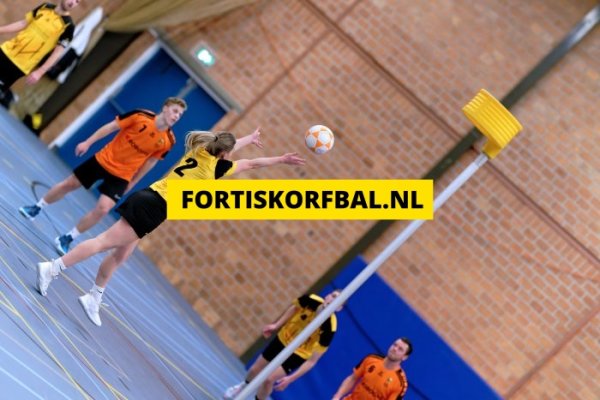 Fortis 3 - GVK 3 Zaterdag 14-12-2024 (8782)